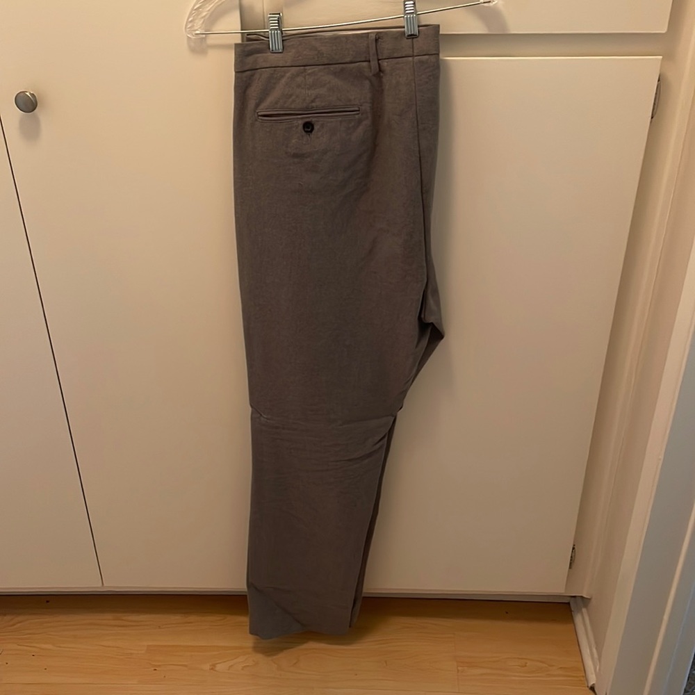 grey pants